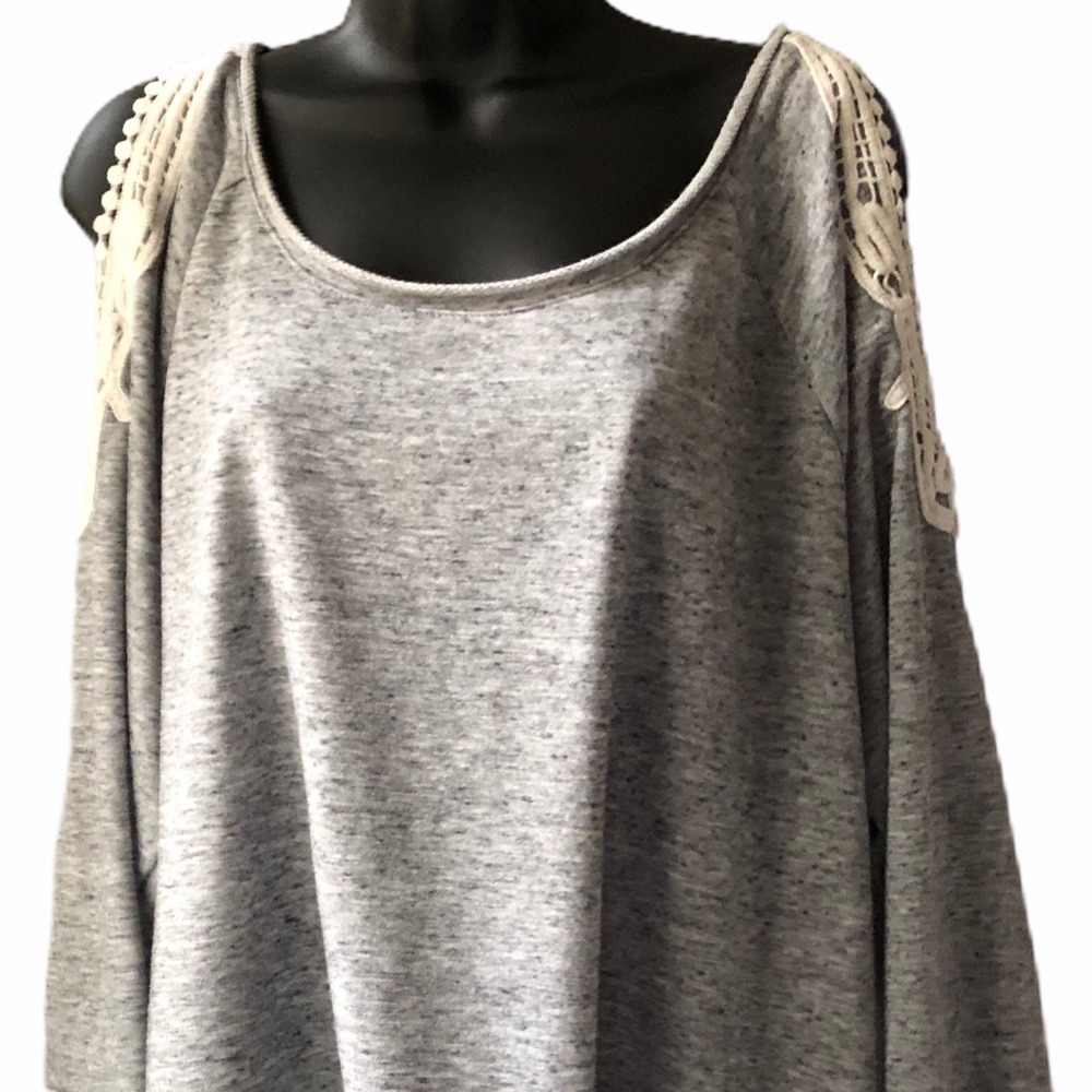 🌻 2/$25 Harmony Balance Sweatshirt 2X